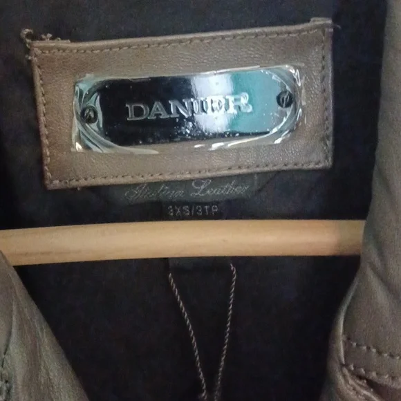 NWOT quilted Italian leather jacket - Picture 3 of 11